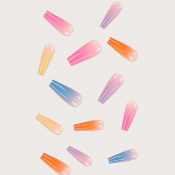 24 piece Colorful Coffin Fake Nails - Picture 5 of 5